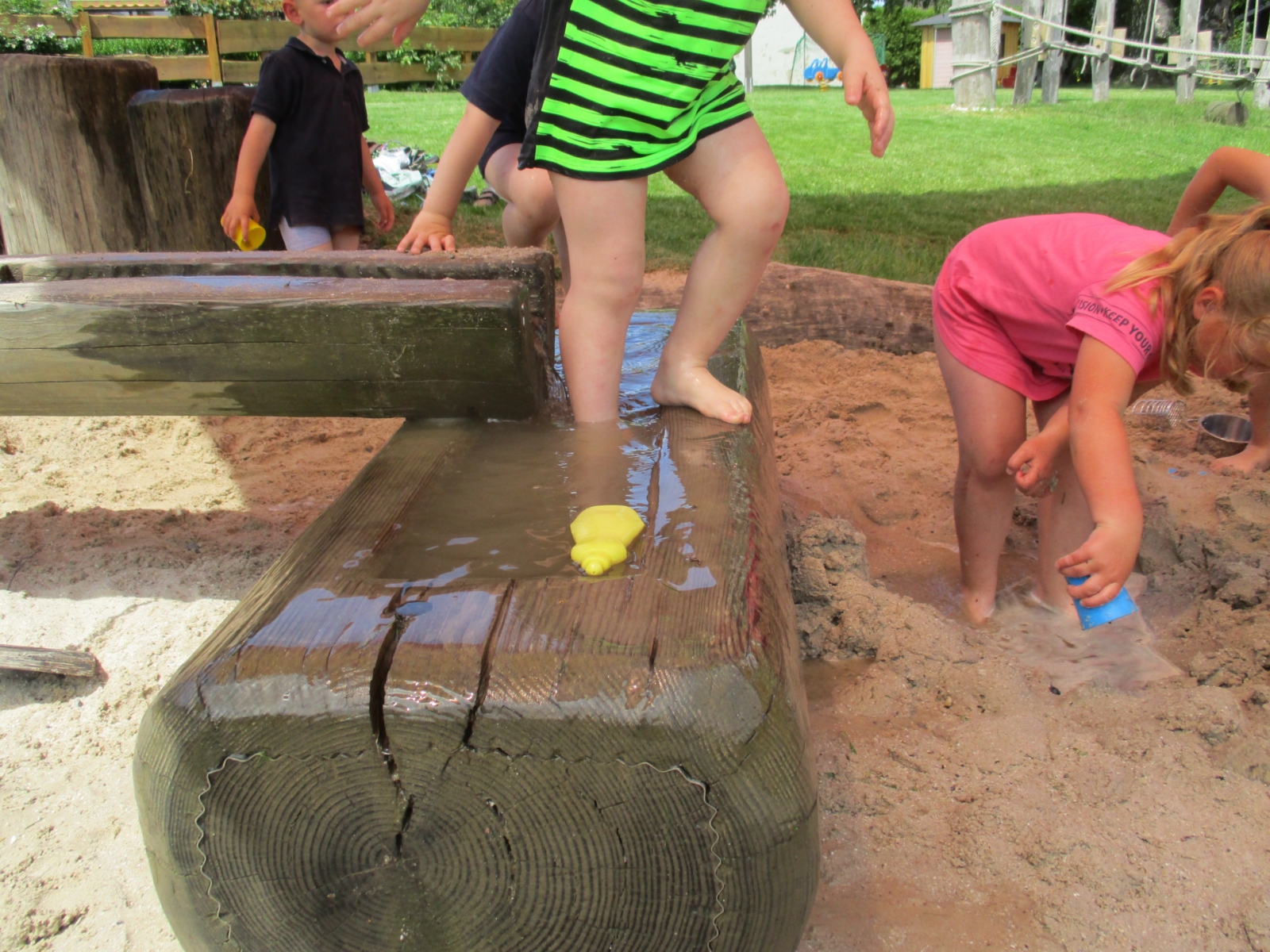 St. Georg Spielende Kinder