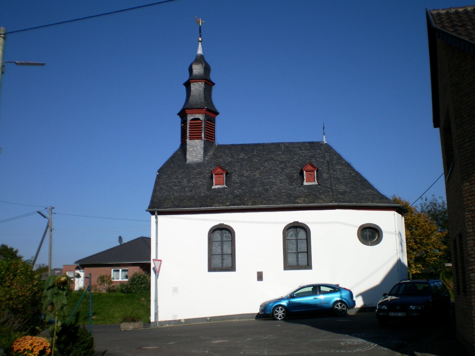 Hz Kapelle Außenansicht (c) Birgit Blum