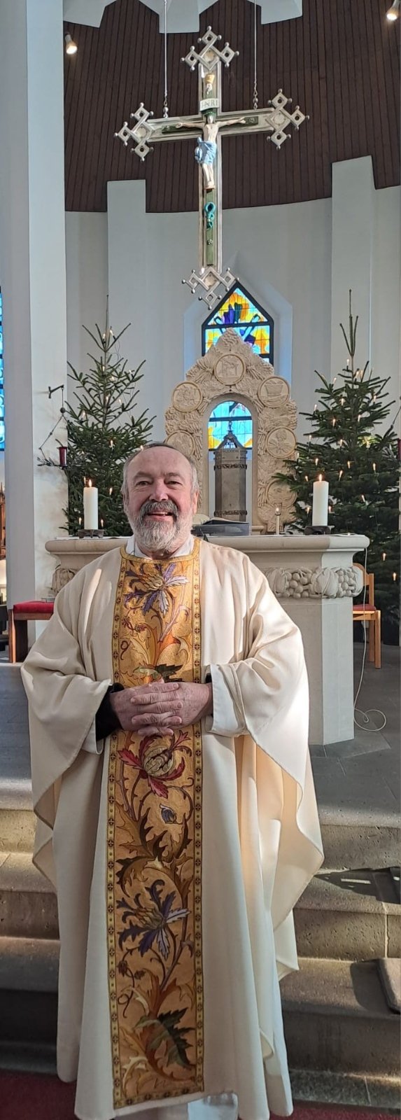 Pfarrer Steffl (c) privat